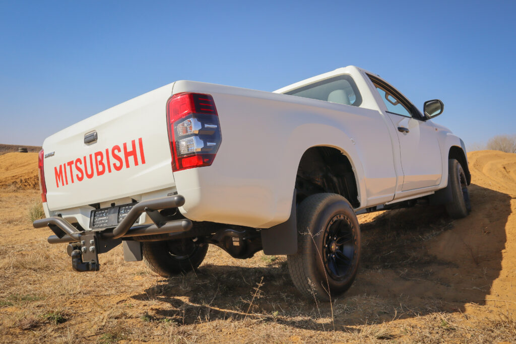 mitsubishi triton