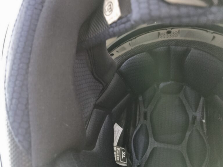 I found that it dries out really quickly and keeps my head cool and dry.