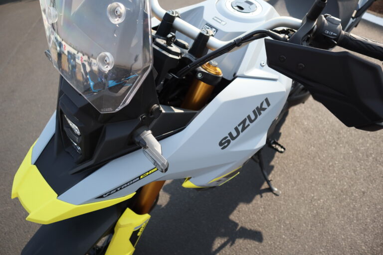 Suzuki DL 800 DE