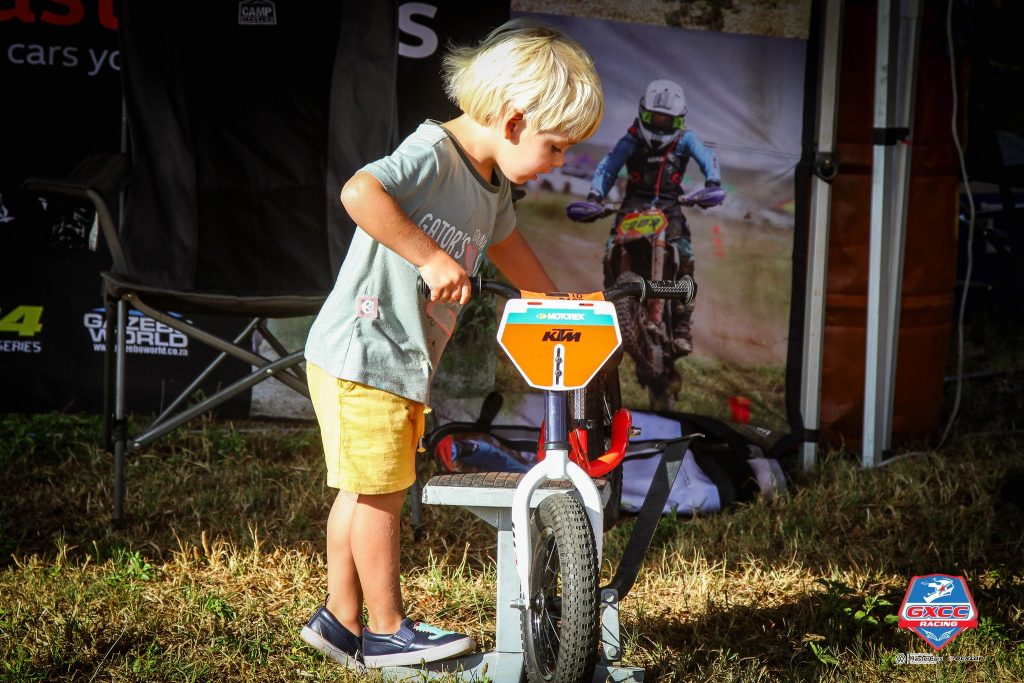 GUTS & GLORY: ROUND 2 OF GXCC RACING IN RYSMIERBULT