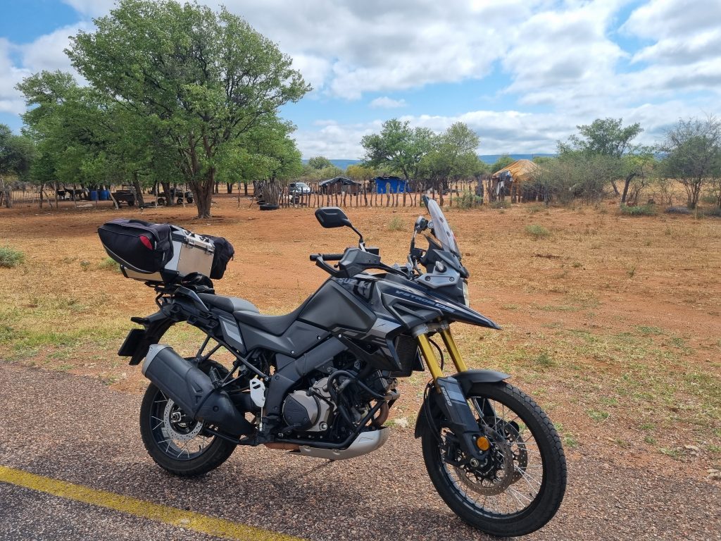 Taking the GIVI Trekker Outback 42 Lt metal top case - RRP R8,745.00 To Vic Falls and back…