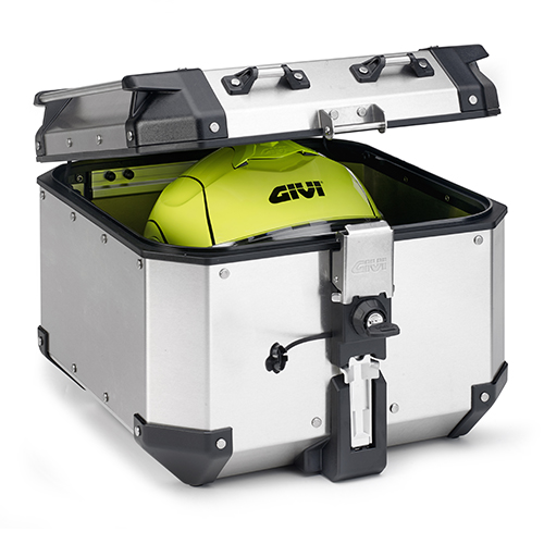 Taking the GIVI Trekker Outback 42 Lt metal top case - RRP R8,745.00 To Vic Falls and back…