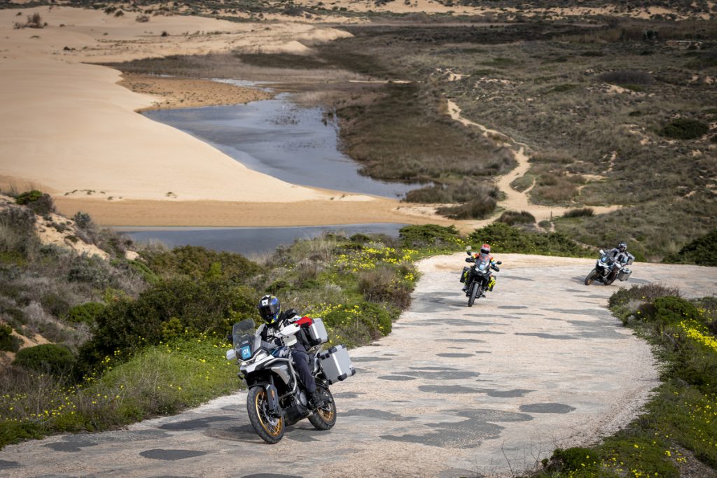 CFMoto700MT