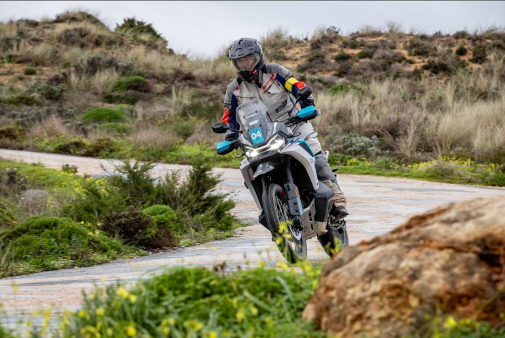 CFMOTO 800MT-X