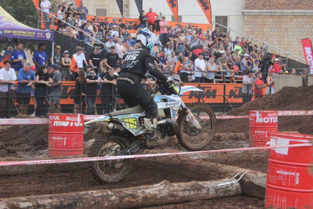 S.A Super Enduro X Round 1.