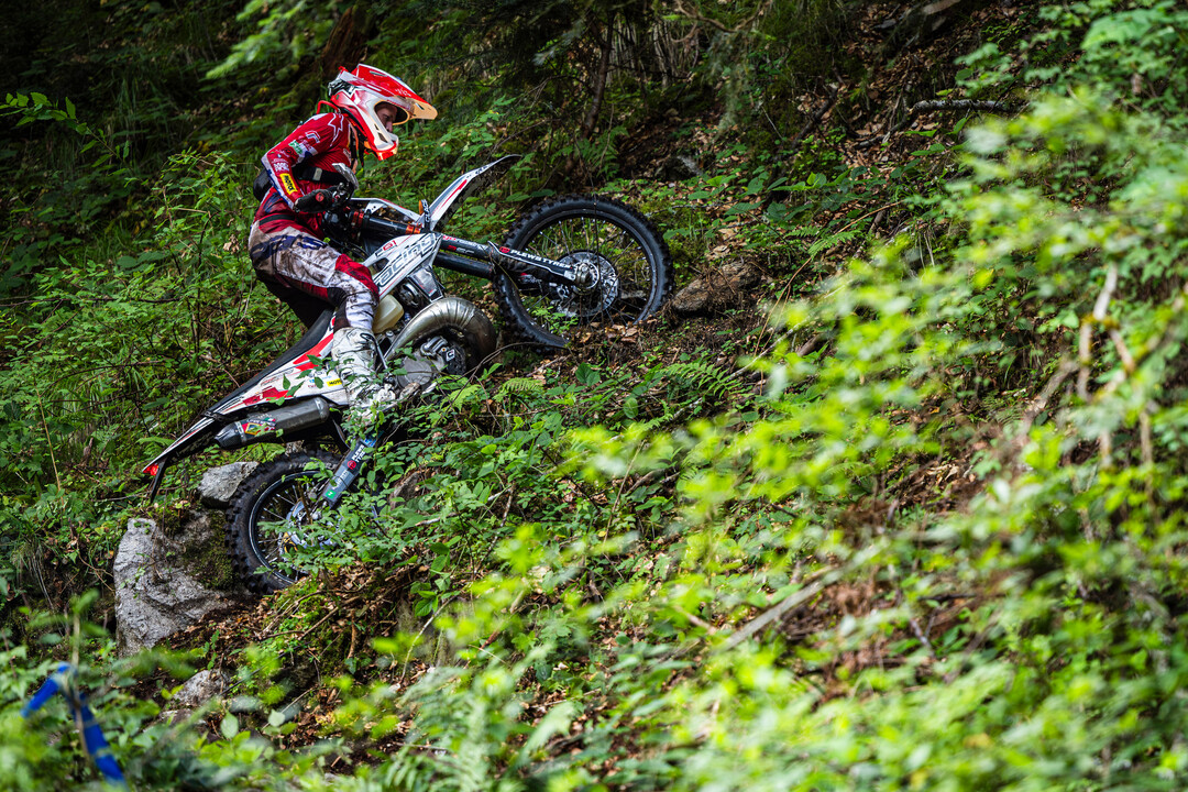 Matthew Green (ZAF) performs during the first off-road day at Red Bull Romaniacs in Sibiu, Romania on July 23, 2025. // Attila Szabo / Red Bull Content Pool // SI202507230812 // Usage for editorial use only //