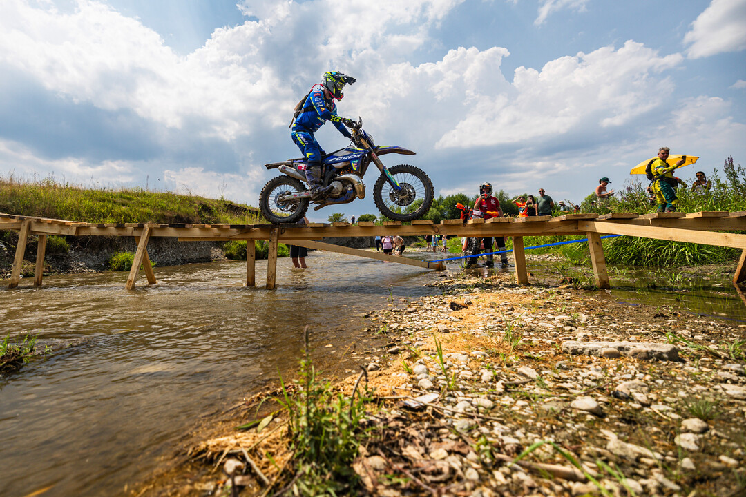Mario Roman (ESP) performs during the third offroad day at Red Bull Romaniacs in Sibiu, Romania on July 25, 2025. // Attila Szabo / Red Bull Content Pool // SI202507251101 // Usage for editorial use only //