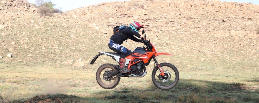 2025 KTM 390