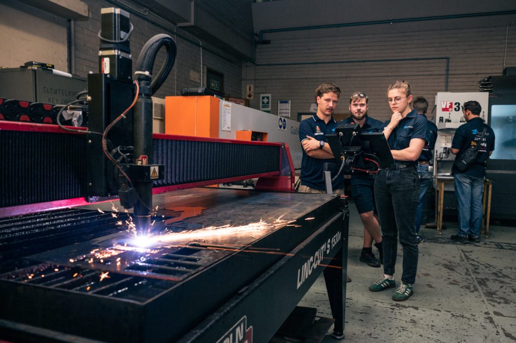 Engineering-students-off-road-project-4