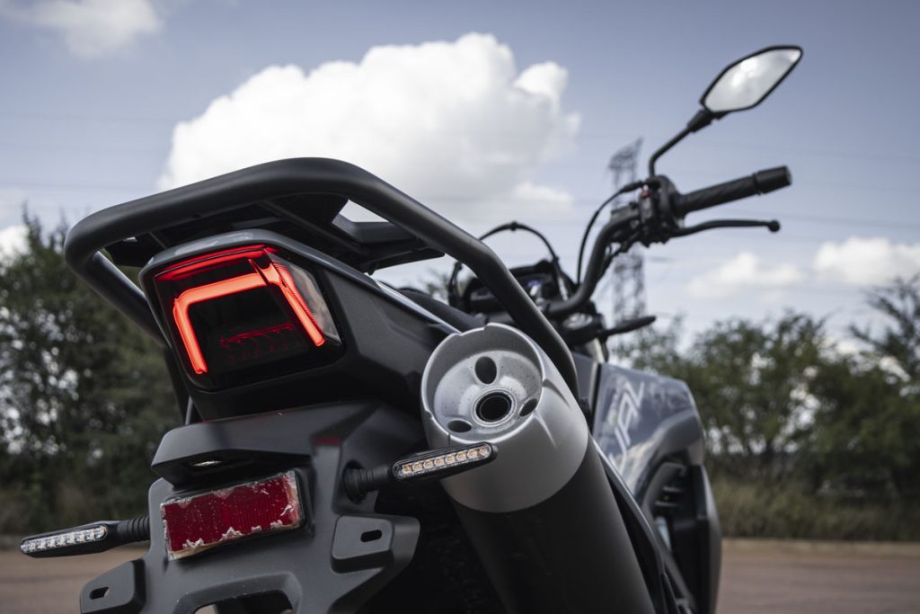 CFMOTO Dual