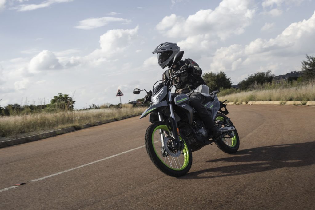 CFMOTO DUAL