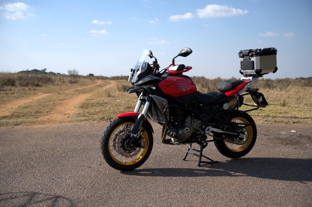 QJ SRT 700 SX