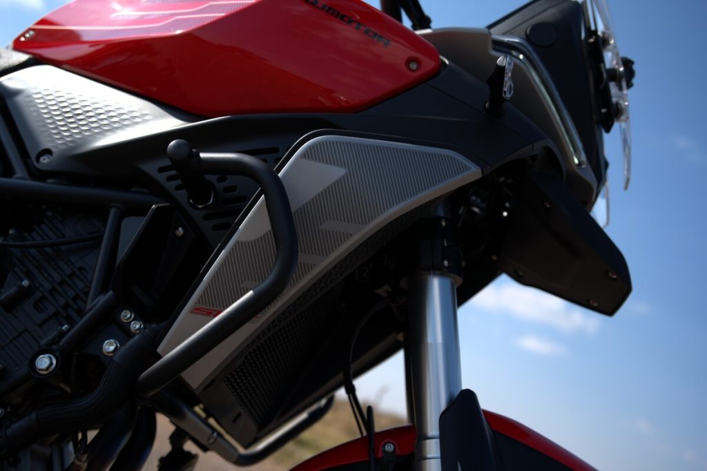 QJ SRT 700 SX