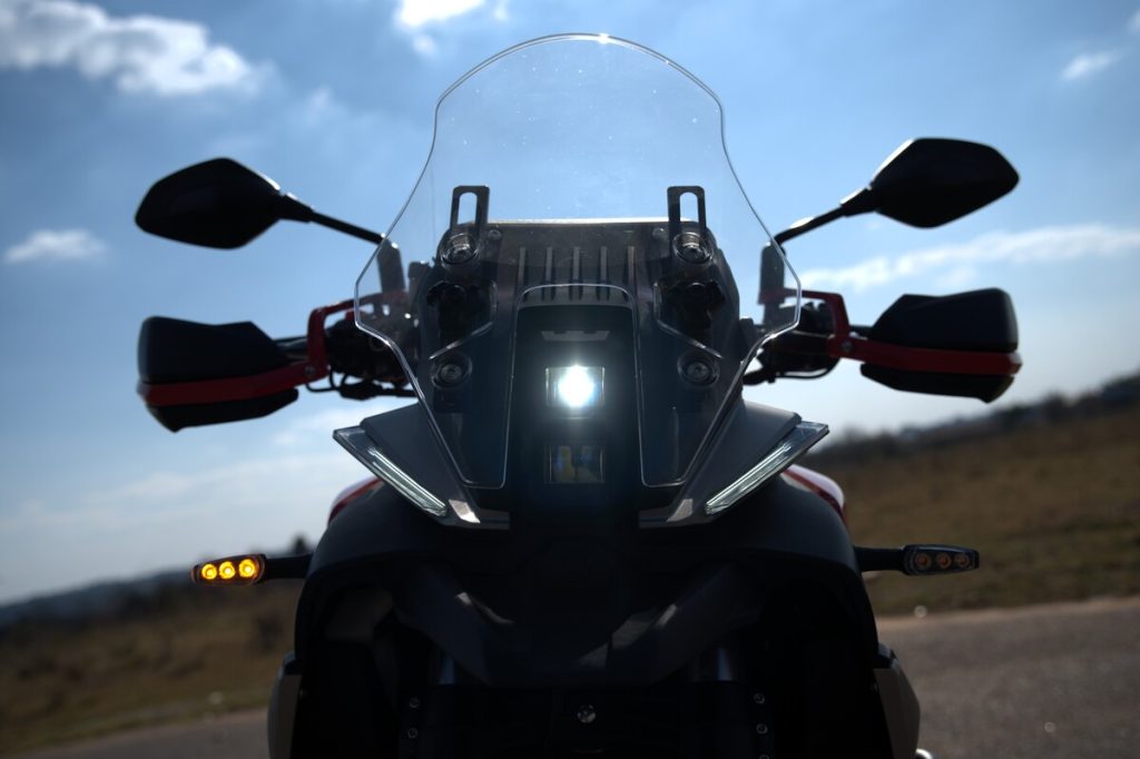 QJ SRT 700 SX